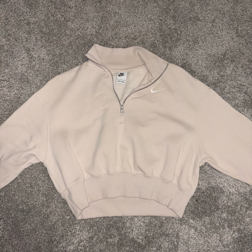 Nike Women's Sportswear Phoenix 1/4 Cropped Sweatshirt